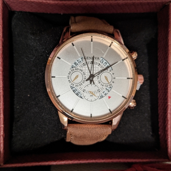 Geneva Watch - Picture 8 of 15